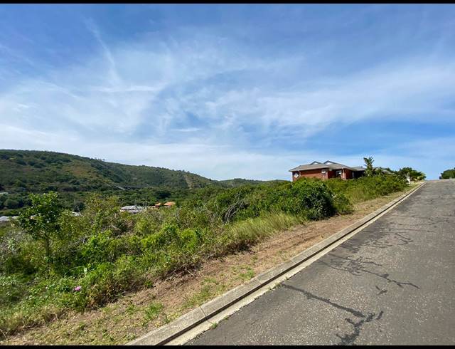 705M² VACANT LAND FOR SALE IN DOLPHIN CREEK GOLF ESTATE